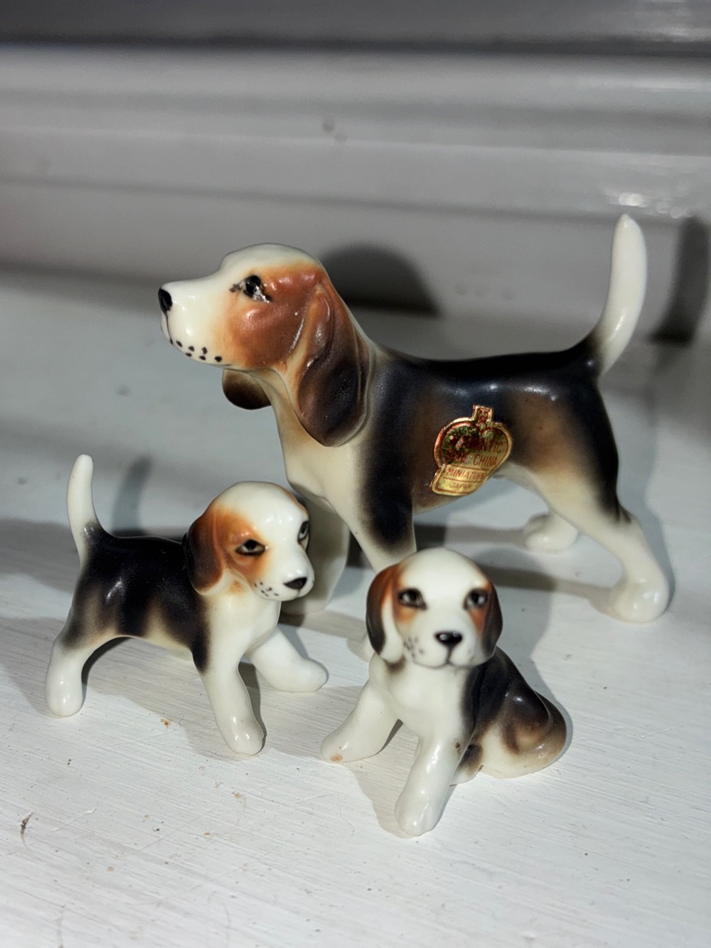 3 Vintage Miniature bone china Beagles - mint condition - Japan